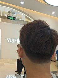 -苏奇发型·烫发染发