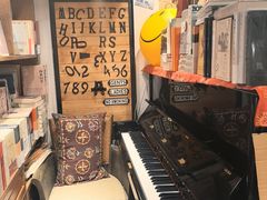 -橡皮书店(翠湖北路店)
