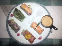 漫步花开彩虹卷-蜜桃花开·中西融合菜E&W(南长街店)