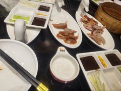 -皇城根·烤鸭·鱼头·家常菜(欧亚大观乐活城店)