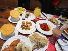 -四海一家自助餐(益田假日广场店)