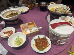 -良厨本味· 老坛剁椒鱼头(深南腾讯店)