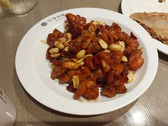 宫保鸡腿肉-河沿肉饼Beijing Pie(锡拉胡同店)