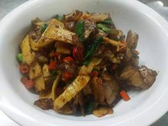 -醉美东江·三文鱼·烧鸡公