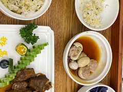 -雪梅月子中心(华侨城店)