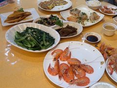 -鹏城人家海鲜酒家·23年老字号(较场尾店)