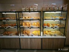 面包甜点陈列柜-85度C(上海广元店)