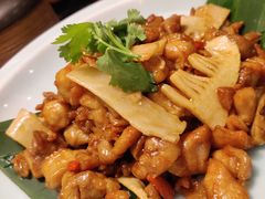 -雀舞云南菜(天津天河城购物中心店)