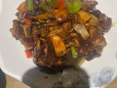 -东口码头·烧鸽子·鱼头泡饼·地方菜(金鹰悦城店)