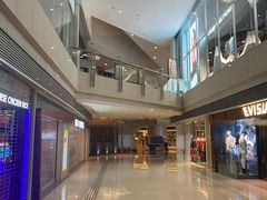 -香港ELEMENTS圆方