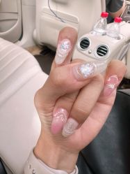 -丽心自助美甲美睫