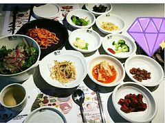 被我尽情发挥的泡菜-本家韩国烤肉(青岛万象城店)