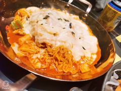 芝士拉面炒年糕-博欧姆新派韩国料理·炸鸡(艾尚店)