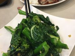 白灼菜心-深井陈记烧鹅酒家(新填地街店)