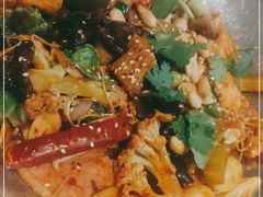 -拿渡麻辣香锅(世茂广场·工三店)