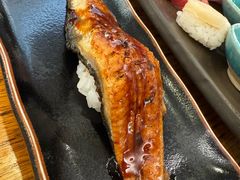 -元祖ぶっち切り寿司 魚心(三宫店)