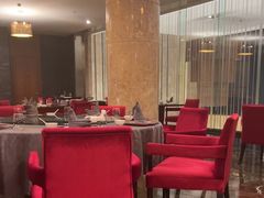 -粤尚腾香居中餐厅(首都机场希尔顿店)