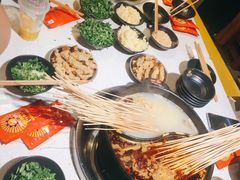 鸳鸯锅-钢管厂五区小郡肝火锅串串香(总店)