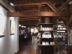 -良友书坊(安徽路店)