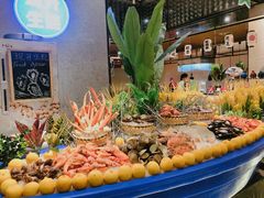 -广州万富希尔顿酒店·感趣自助餐厅·金秋蟹宴生蚝海鲜刺身烧烤