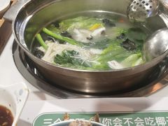 -三个椰子·现砍椰子鸡(金源CBD店)