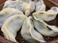 牛肉香芹蒸饺-霍嘟嘟手工水饺(黄山花园店)