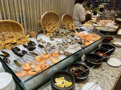 -怡豪大饭店·银顶旋转餐厅