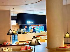 -涨巢·潮玩水疗局