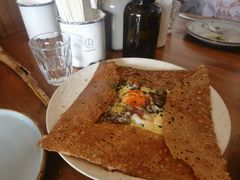 鸡蛋蘑菇熏肉荞麦可丽饼-RAC BAR(安福路店)