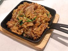 月牙骨炒酸菜-北李妈妈菜·海肠捞饭(高新万达店)