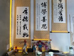 -荒岛实景沉浸密室(江汉路1店)