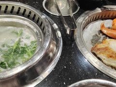 -钱小主·自助回旋烤肉火锅餐厅(东方新天地店)