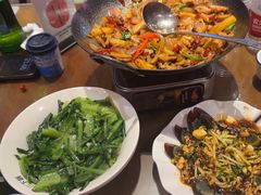 -富正毅三下锅·湘西韵味(天门山索道店)