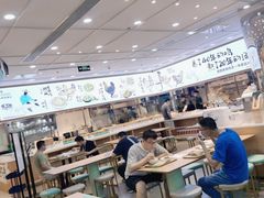-老乡鸡(西岸凤巢店)