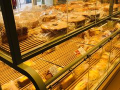 面包甜点陈列柜-好利来(五一广场店)