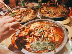 -鸣记脆皮烤鱼·海鲜烤鱼(三八广场店)