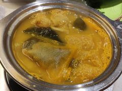 酸辣汤锅-一叶一世界•素食餐厅(环球中心店)