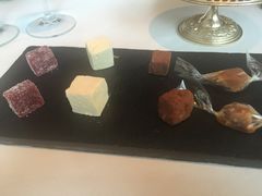 -AZUR聚(香格里拉饭店)