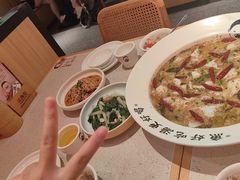 -江渔儿酸菜鱼(曜一城店)
