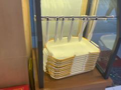 -光明牛奶棚(南泉店)