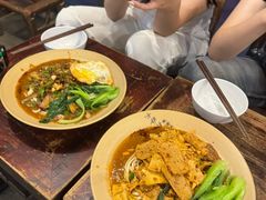 -方铲铲·成都板凳面(滨江银泰店)