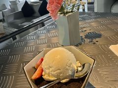 -穹六人间 people 6(岳阳路店)