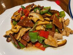 -缘来聚·徽菜名店(黄山宏村店)