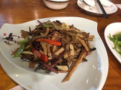 -小厨子私房菜·云南美食店