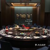 花菜梗真的是爱了 每次都认真的吃着比较着