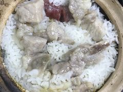 排骨臘腸煲仔飯-兴记菜馆