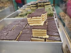 -上海哈尔滨食品厂(汇联商厦店)