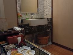 -钧熙良品·足道spa(曹山路纯水岸店)