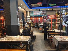 -老街烧烤大排档·地道湖北菜·龙虾馆(汉口火车站店)