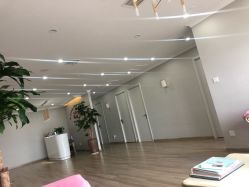 -纤姿俪纳·产后恢复连锁机构(鄞州万达店)